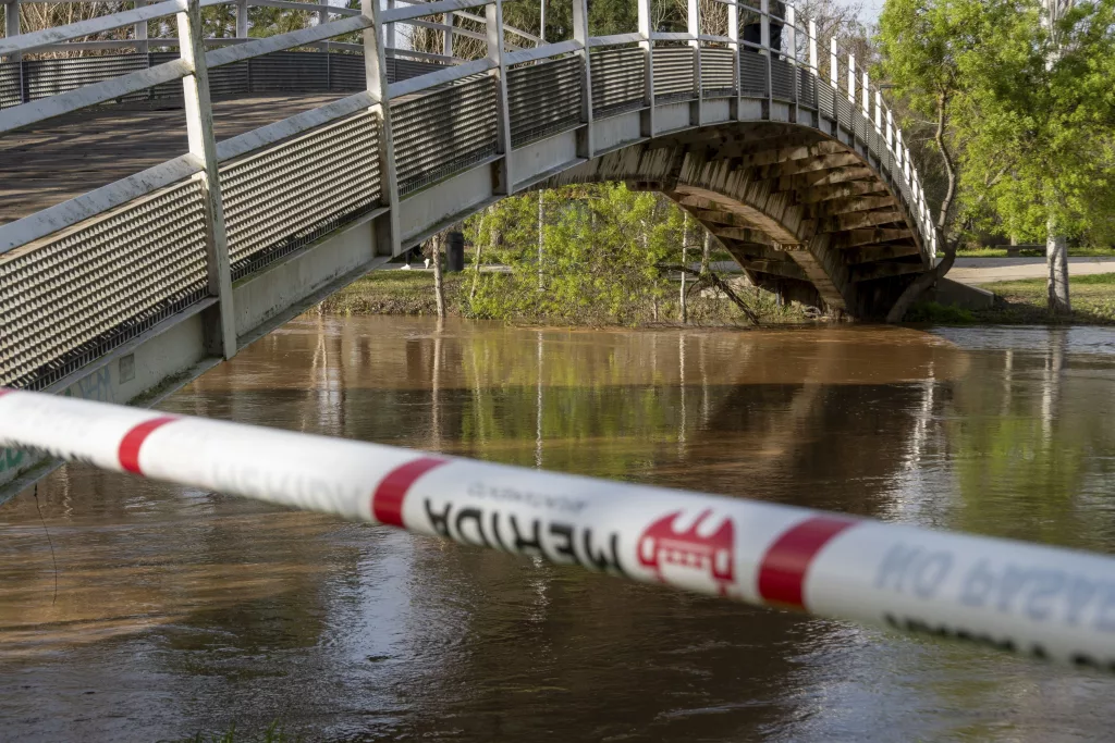 Storm Laurence hits Spain with heavy rain and flooding