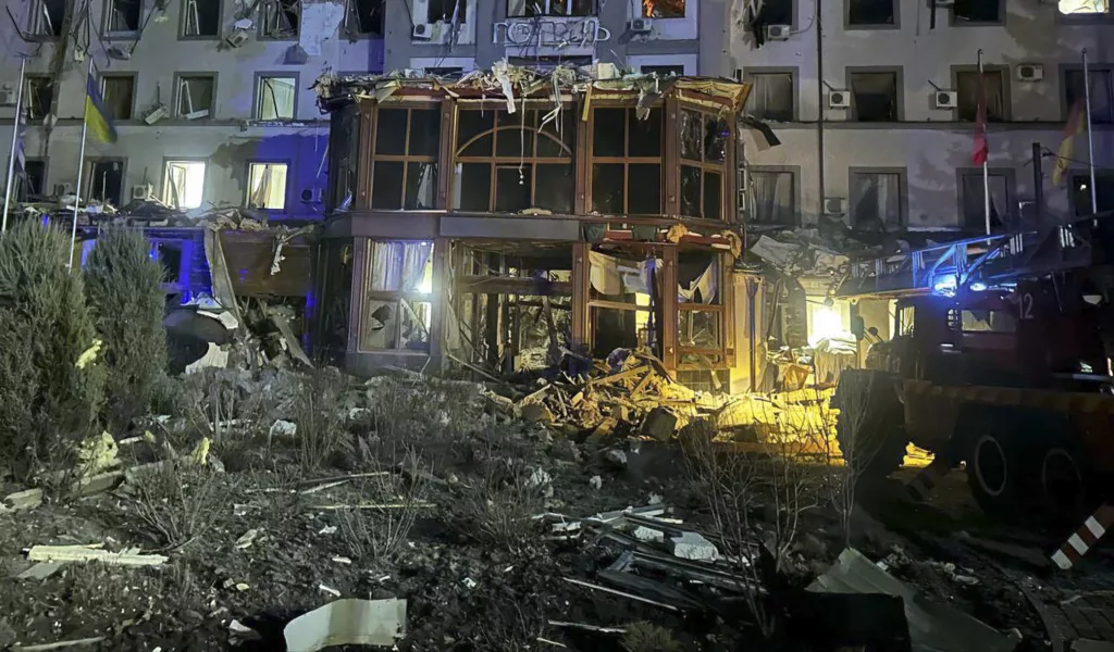 At least two killed in rocket attack in Kryvyi Rih