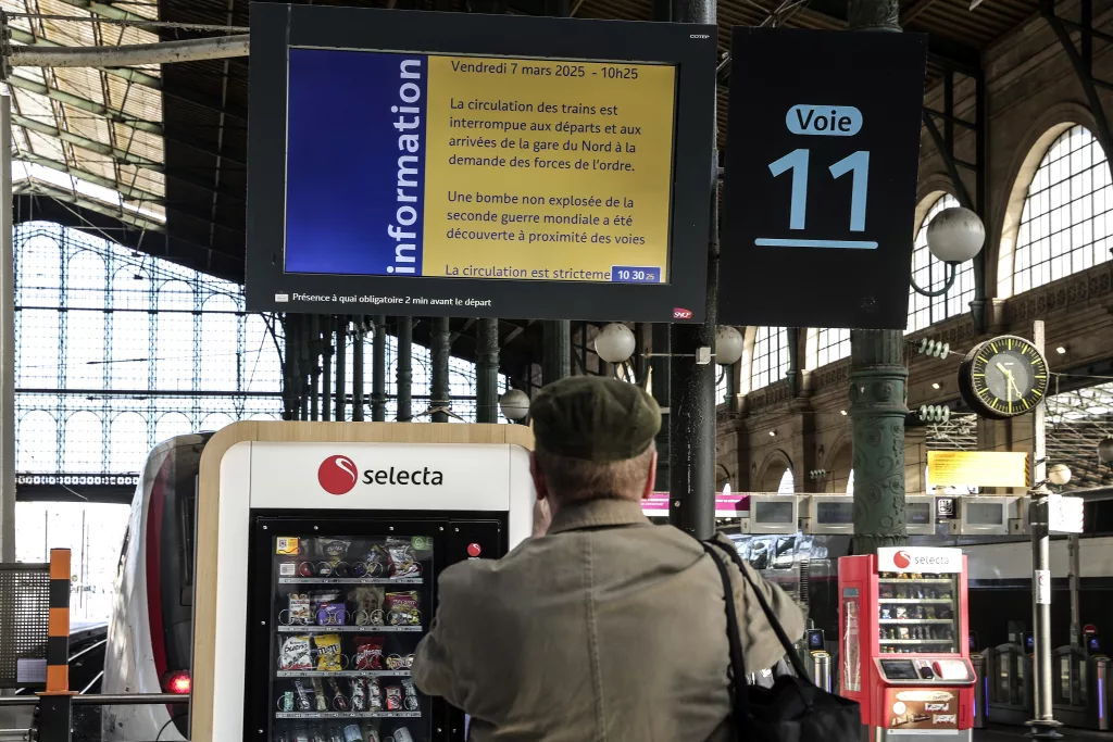 Paris Gare du Nord's traffic interrupted after World War II bomb found