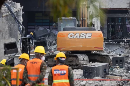 Deah Toll from Nightclub Roof Collapse in Dominician Republic Rises to 221