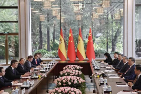 China Hikes Tariffs on US Goods to 125%