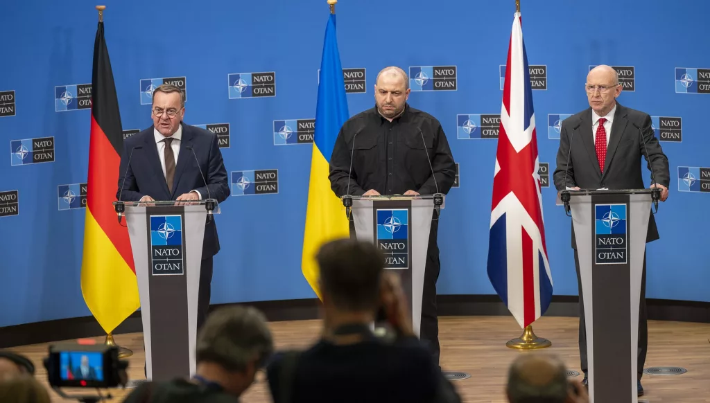 UKRAYNA SAVUNMA TEMAS GRUBU ÜLKELERİNDEN UKRAYNA'YA 21 MİLYAR EURO YARDIM TAAHHÜDÜ