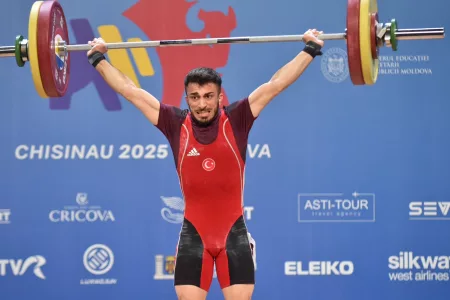 Türkiye Claims European Weightlifting Gold