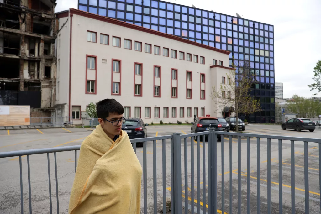 Serbian university students block the Radio Television of Serbia headquarters