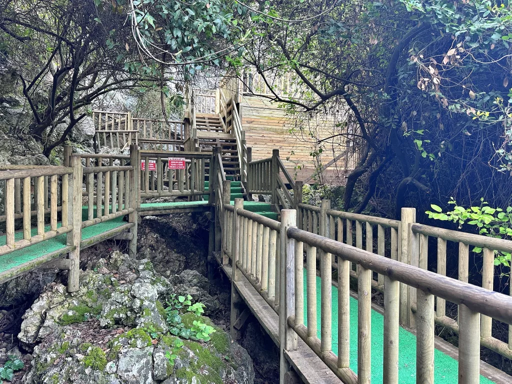 ZEUS MAĞARASI ZİYARETE AÇILDI