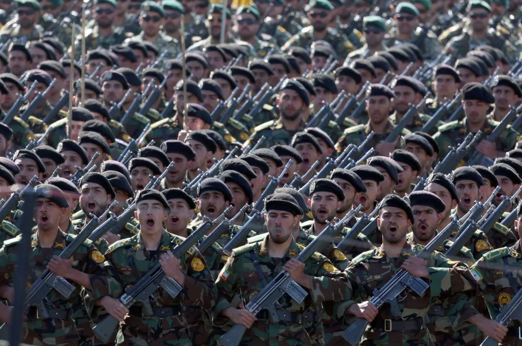Iran holds celebrations on National Army Day