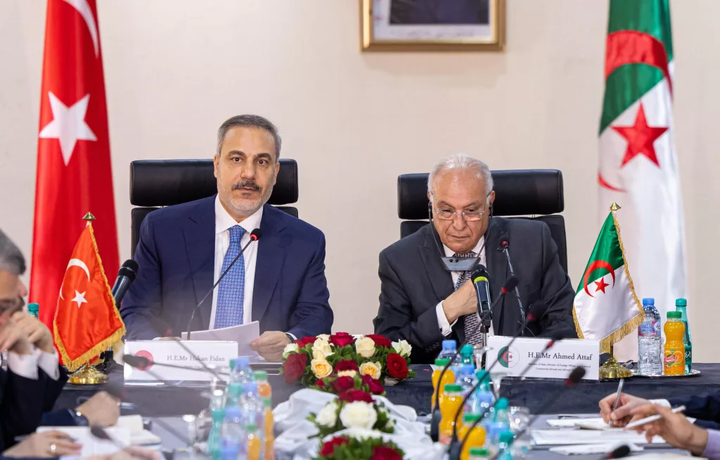BAKAN FİDAN, CEZAYİRLİ MEVKİDAŞI ATTAF İLE GÖRÜŞTÜ