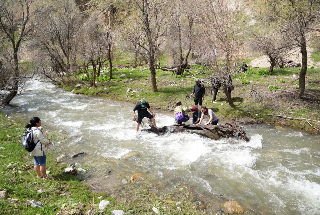'OVAYA BAKAN ADAM' ZİYARETÇİ AKININA UĞRADI