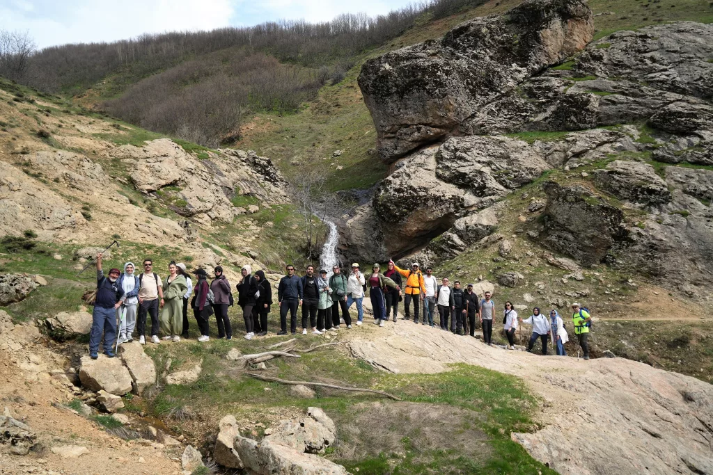 'OVAYA BAKAN ADAM' ZİYARETÇİ AKININA UĞRADI