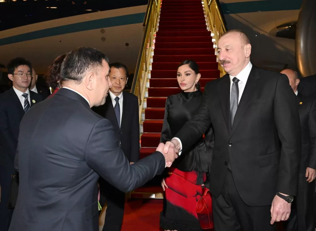AZERBAYCAN CUMHURBAŞKANI ALİYEV ÇİN'DE