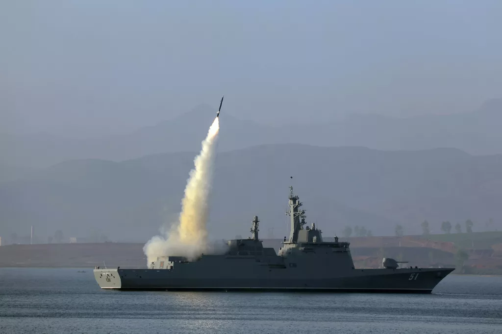 AW443925_01