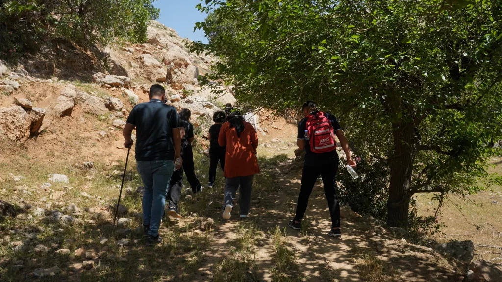GABAR DAĞI ETEKLERİ TURİZME GÖZ KIRPIYOR ŞIRNAK'TA EV KONFORUNDA 360 MAĞARA KEŞFEDİLDİ 360 MAĞARADAN OLUŞAN HAZARA MAĞARA ŞEHRİ DOĞASEVERLERİ BEKLİYOR