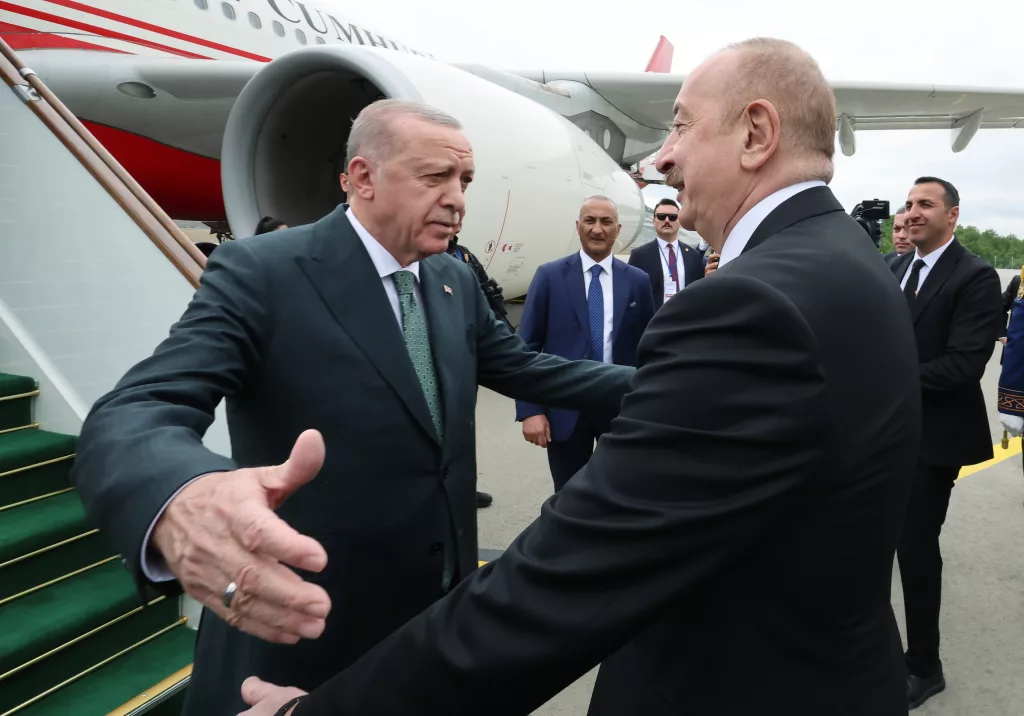 CUMHURBAŞKANI ERDOĞAN VE ALİYEV, LAÇIN ULUSLARARASI HAVALİMANI'NIN AÇILIŞINI YAPTI CUMHURBAŞKANI ERDOĞAN, AZERBAYCAN'DA