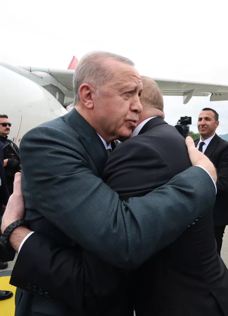 CUMHURBAŞKANI ERDOĞAN VE ALİYEV, LAÇIN ULUSLARARASI HAVALİMANI'NIN AÇILIŞINI YAPTI CUMHURBAŞKANI ERDOĞAN, AZERBAYCAN'DA