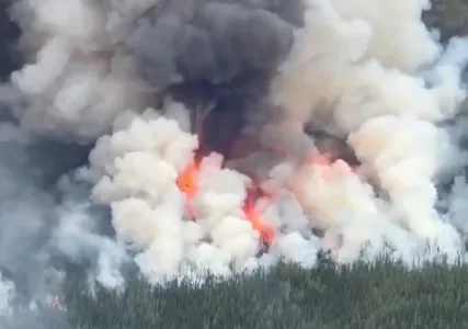 Wildfires Force 17,000 to Evacuate in Canada