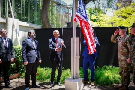 US Flag Raised Again at Embassy in Damascus After 12 Year