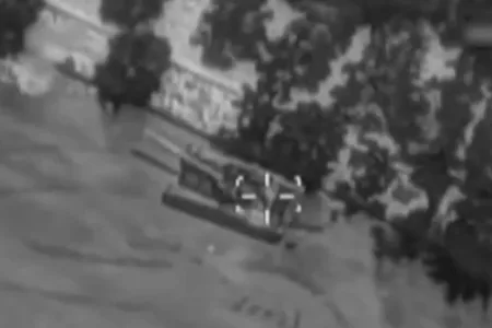 Israel Targets Syrian Tanks Advancing Toward Sweida