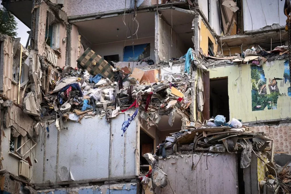 RUSYA'NIN KİEV'E SALDIRISINDA CAN KAYBI 31'E YÜKSELDİ